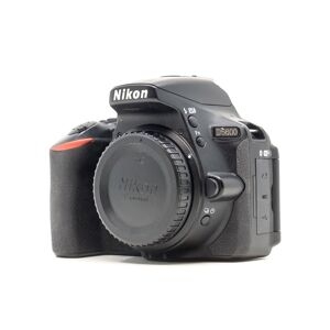 Nikon D5600 (condition: Like New)