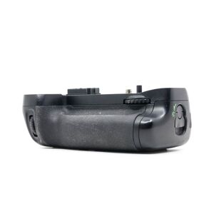 Nikon Mb-d15 Battery Grip (condition: Like New)
