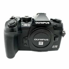 Olympus Om-d E-m1 Mark Iii Mirrorless + Obiettivo Pro 12-40 Mm. 2 Anni Di Garanzia